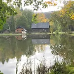 Rustikale Wanderhuette Am Angelteich Appartamento *