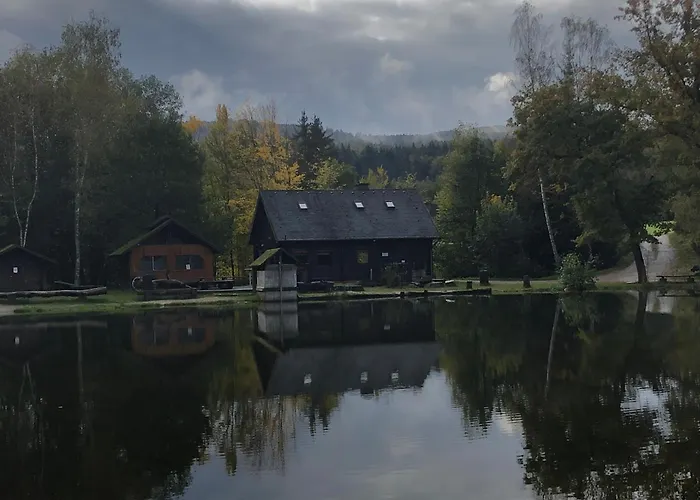 Rustikale Wanderhuette Am Angelteich דירה Wirschweiler
